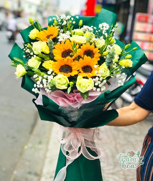 Bó hoa tươi chúc mừng ngày báo chí cách mạng Việt Nam 21-6