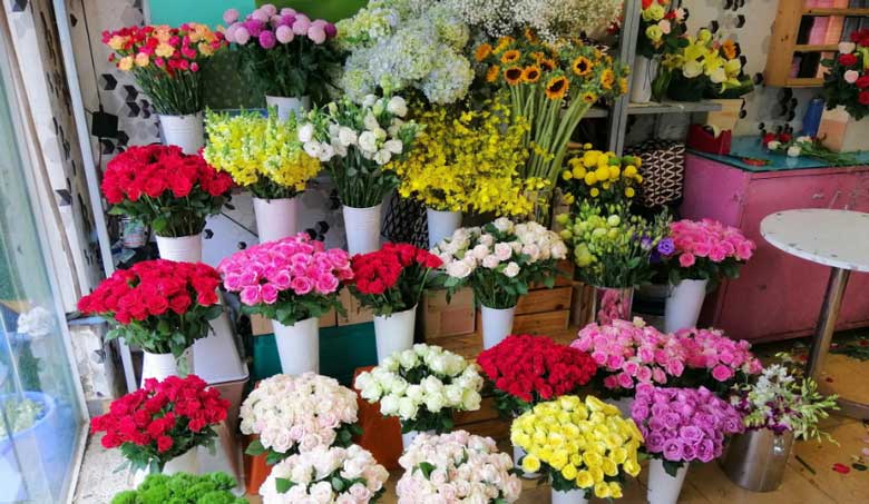 Cách giữ hoa tươi lâu: Chọn loại hoa lâu tàn