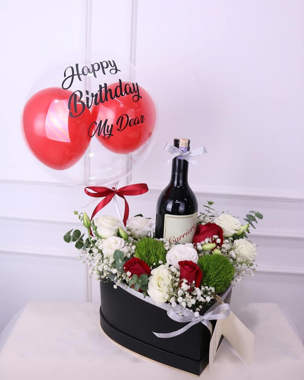 Hình ảnh hoa và rượu sinh nhật